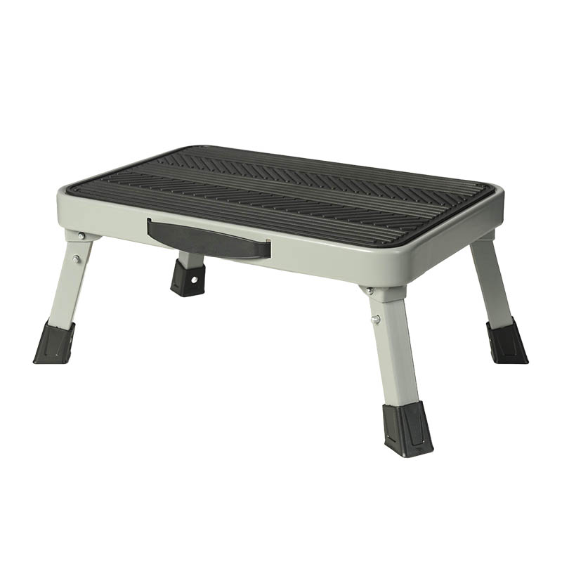 Is the step stool structurally stable, durable, and with strong load-bearing capacity?